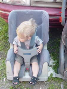 Η ιστορία των παιδικών καθισμάτων αυτοκινήτου