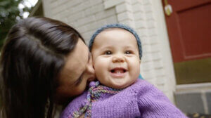 Εγώ έκανα εσένα. Αλλά εσύ με έκανες μητέρα