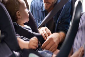Είναι ασφαλές να χρησιμοποιήσω μεταχειρισμένο παιδικό κάθισμα αυτοκινήτου;