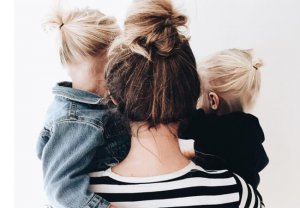 Αγαπητή μαμά. Εγώ είμαι η Κοινωνία και ξέρω!