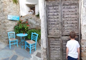 Να γιατί θα σε μαγέψει η Τήνος