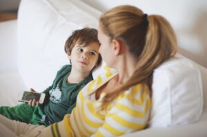 14 απορίες των παιδιών που δυσκολεύουν τους γονείς και οι απαντήσεις